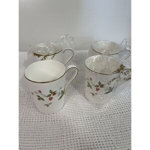 (4) Christopher Stuart Bone China Strawberry Fields Coffee‎ Tea Cups Y 1007